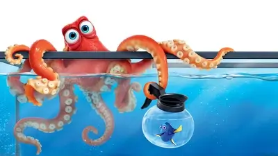 Finding Dory octopus and fish in a tank